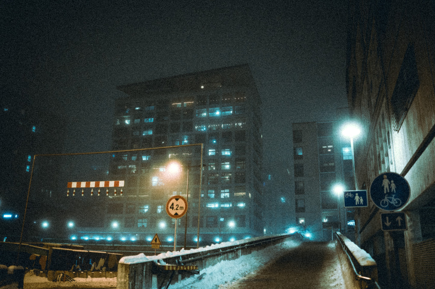 2. Liminal Presets (Desktop & Mobile) by KarloClicks